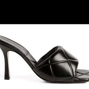 AUTHENTIC BOTTEGA VENETA Lido 90 Black Leather Quilted Sandal Mules SZ 36.5